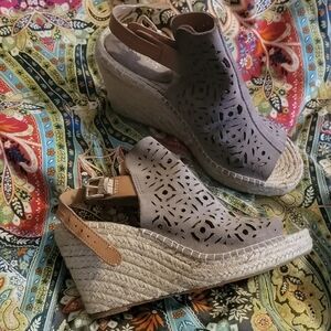 Seychelles Tan Gray Wedge Espadrilles with Knit Upper